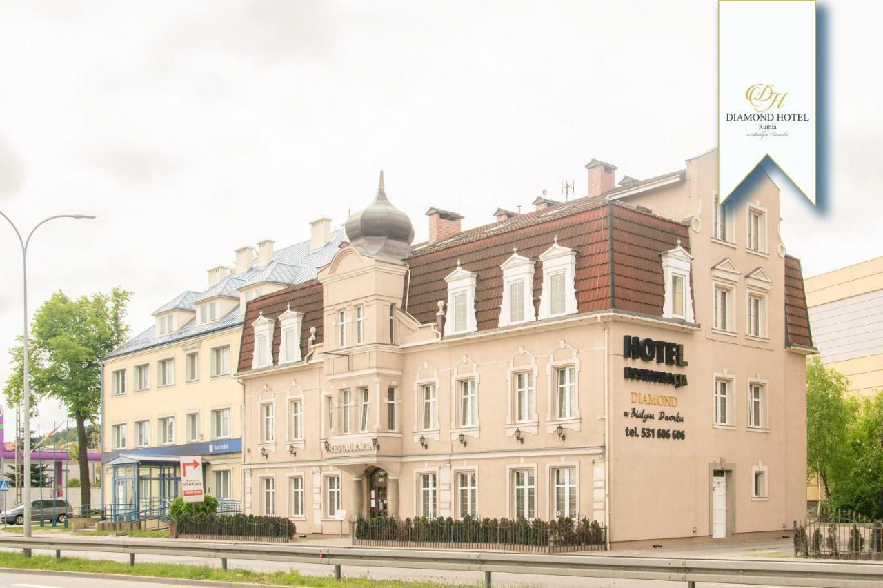 Hotel Diamond W Bialym Dworku Rumia Extérieur photo